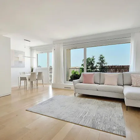 Floor Million Dollar View Eiffel Tower, 2 Beds, 4 People Appartamento Parigi