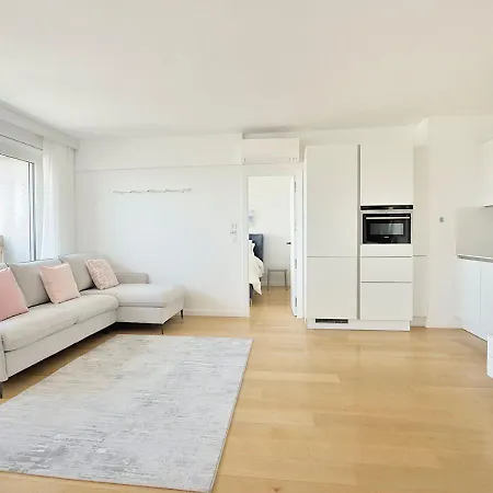 Floor Million Dollar View Eiffel Tower, 2 Beds, 4 People Parigi