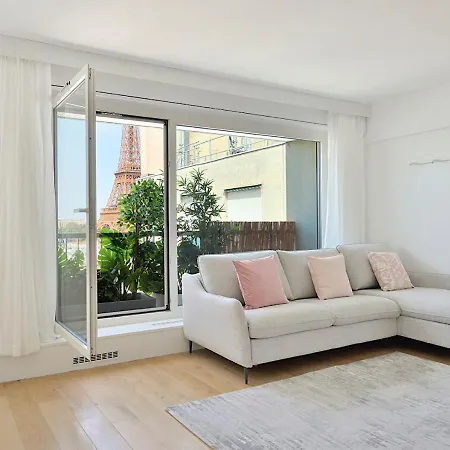 Floor Million Dollar View Eiffel Tower, 2 Beds, 4 People Appartamento *