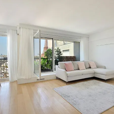Floor Million Dollar View Eiffel Tower, 2 Beds, 4 People Appartamento *